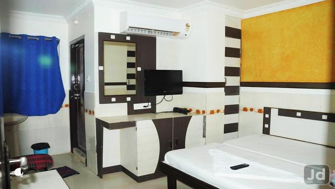 Khammam Hotel Manorama Inn المظهر الخارجي الصورة